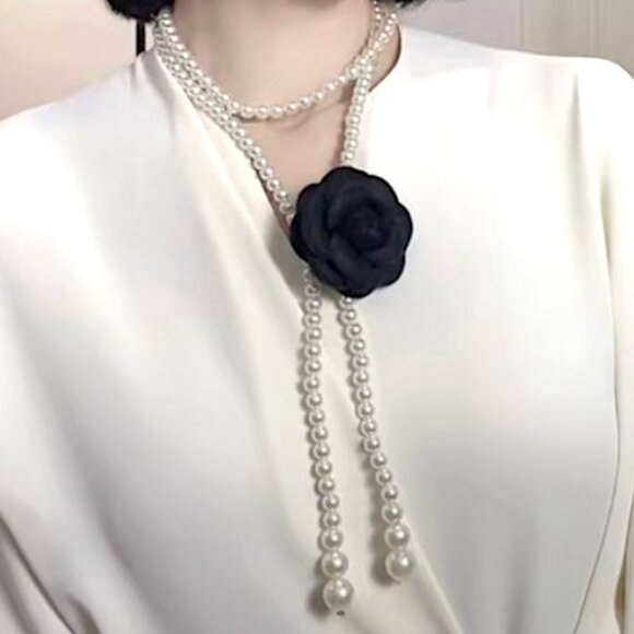 NWT Camelia necklace brooch Chain belt - Picture 10 of 10